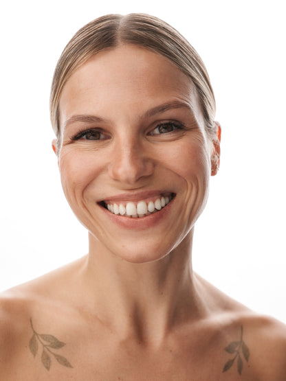 Moisturizing and regenerating face cream
